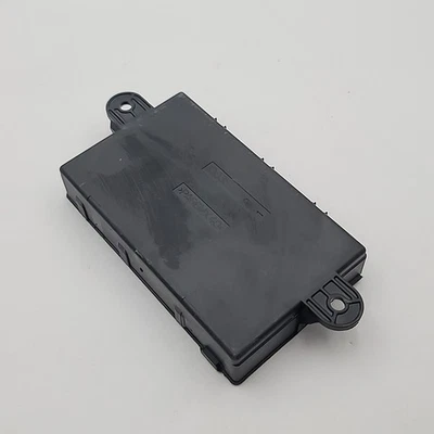 2010 - 13 Mercedes W221 S400 S550 S63 Front Right Passenger Door Control Module - Image 1 of 4