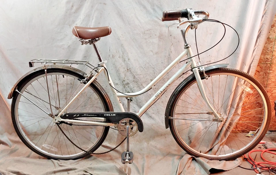 2015 Schwinn Cream Cruiser Bike 19" Large SRAM I-Motion 3 SPD Internal Hub Steel - Image 1 of 4