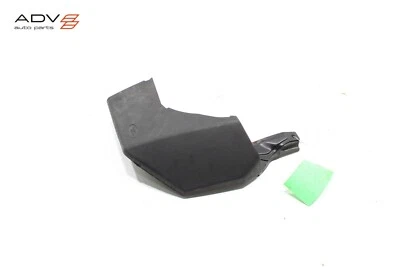2005 - 2016 LAND ROVER LR4 LR3 REAR RIGHT SIDE MUD GUARD FLAP SPLASH SHIELD OEM - Image 1 of 4