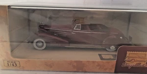 GLM Stamp Models Cadillac 452D V16 Victoria Cabrio weinrot Maßstab 1:43 - Bild 1 von 2