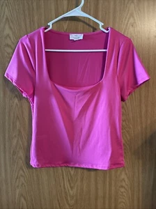 Top corto Live In The Moment para mujer cuello cuadrado forrado frontal rosa talla mediana - Imagen 1 de 3