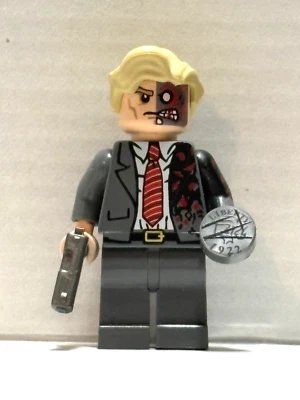 Dicontinued Onlinsailin Custom Lego Two Face Dark Knight with Coin and Gun - Image 1 of 4
