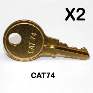 Zwei CAT74 Schlüssel ~ Bobrick Papierhandtuchspender, Seidenseifenspender - Bild 1 von 1