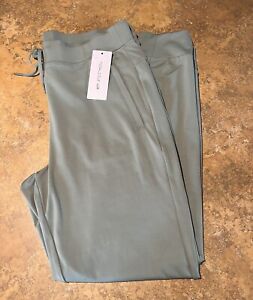 Yogalicious Lux Avenue Joggers, NWT, Zippered Pockets, Size XL, Green. $78.