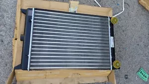 radiatore nuovo originale VALEO 883419 TA094 per VW POLO DERBY 1975--> - Imagen 1 de 6