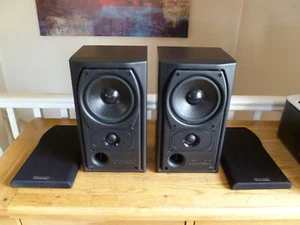 Mission 731 2-Way Reflex 25-75 W/Ch 8 Ohms Bookshelf Speakers Black Ash - Picture 1 of 16