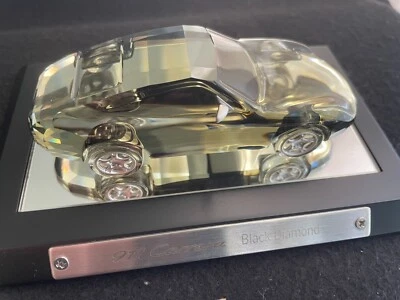 Fantastico Swarosky, Porsche 911 Carrera da collezione Black Diamond con base. - Immagine 1 di 4