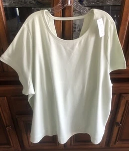 LANE BRYANT LIVI CANARY GREEN S/S SWEATSHIRT W/ BACK DETAIL 30/32 Plus NWT - Picture 1 of 19