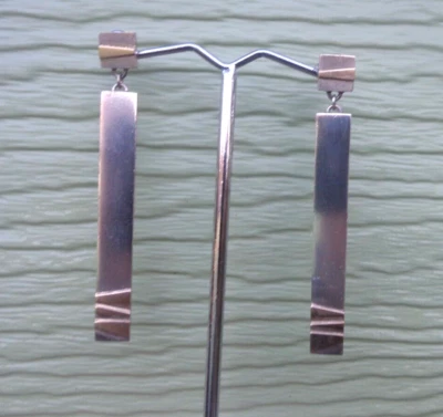 Pendientes Largos Modernistas De Plata Esterlina Y Oro - Para Oídos Perforados - Imagen 1 de 4