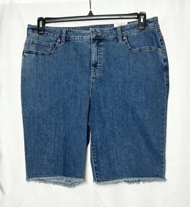 Style & Co Women’s Plus Size Mid Rise Raw Edge Denim Bermuda Short Blue Size 16W - Picture 1 of 8