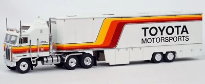 Transportador de carreras Brekina Kenworth K100 Toyota Motorsports #85739 HO 1/87 Foto 1 de 4