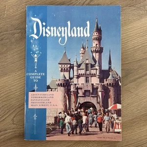 1956 Disneyland Book Complete Guide To Andventureland Tomorrowland Souvenir - Picture 1 of 11