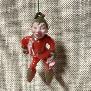 CELULOIDE NAVIDAD ELFO ADORNO AÑOS 50 1 1/2 X 3 PULGADAS - Raro - Imagen 1 de 23