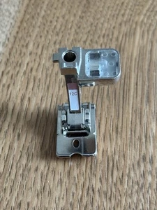 Bernina 12C Piping Cording Bulky Overlock Foot 9mm - New Style - Picture 1 of 5