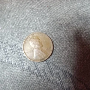 1942 Lincoln Penny No Mint Mark L ON RIM IN "LIBERTY" Error - Picture 1 of 6