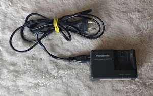 Panasonic VSK0631 Chargeur pour caméscope - Photo 1/2