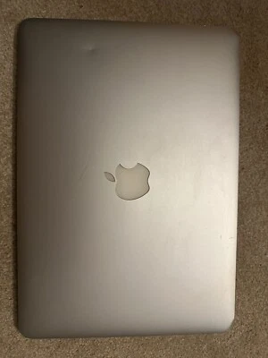 Apple MacBook Air 13.3" (256GB SSD, Intel Core i7, 2.0  GHz, RAM 8 GB) - 2012 - Image 1 of 4