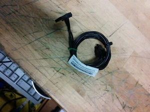 Cable de alimentación SATA de 4 pines serie Lenovo ThinkCentre FRU-54Y9340 - Imagen 1 de 3