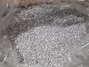 10,5 LBS de PELLETS DE RESINA PLÁSTICA POLIPROPILENO PLATA moldeo por inyección PP - Imagen 1 de 3