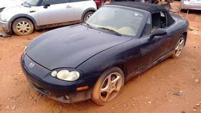 Radiador excluyendo Mazdaspeed compatible con 99-05 MAZDA MX-5 MIATA 249464 Foto 1 de 4