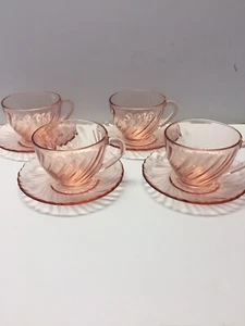 Vtg Arcoroc France Pink Glass Swirl Rosaline Tea Coffee Cup and Saucer Set of 4 - Picture 1 of 5