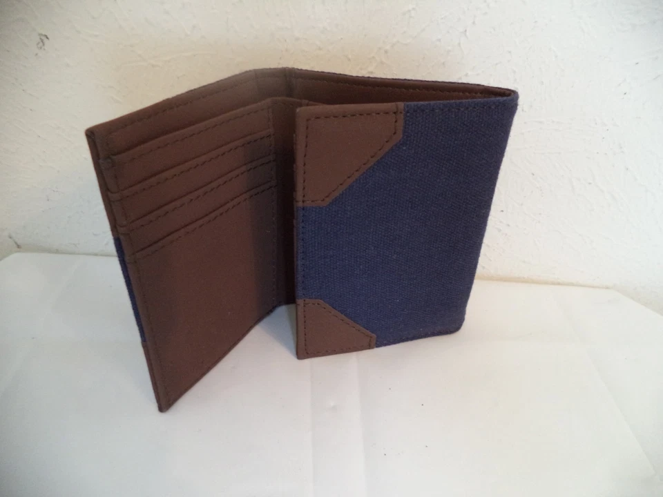Blue/ Brown Cowboys Wallet. Exterior - 80% Cotton/ 20% Polurethane. Lining - 100 - Image 1 of 4