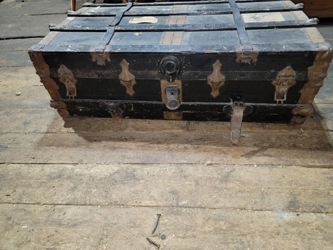 1890-1920’s Antique  Steamer Cabin  Trunk P&S Cover