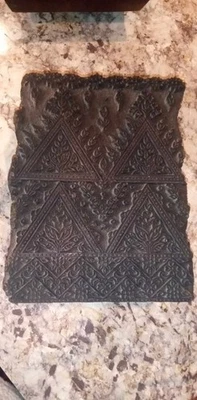 Bloque de impresión textil antiguo sello de madera prensa tela pintura patrón floral Foto 1 de 2