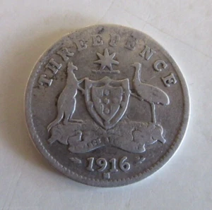 1916 - Australian Threepence Coin - Coat of Arms and King George V - Circulated - Picture 1 of 4