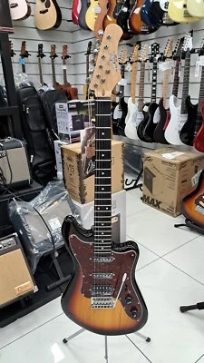 EKO CAMARO VR HSS Vintage Burst CHITARRA ELETTRICA Pickup Wilkinson + Cavo - Immagine 1 di 4