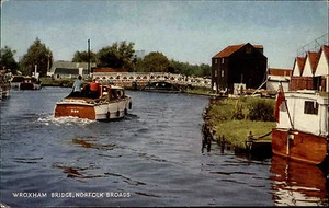 Norfolk England East Anglia ~1965 Wroxham Bridge Brücke River Fluß Schiff Ship - Picture 1 of 2