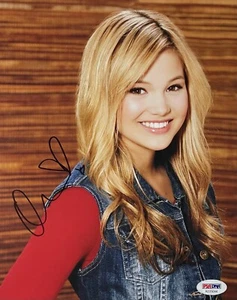 OLIVIA HOLT Autographed SIGNED 8x10 PHOTO Girl vs. Monster PSA/DNA CERTIFIED - Picture 1 of 8