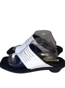REIKI NEN Heel Sandals White Western Styler Toe Loop Size EU 40 / US 9.5 HTF - Picture 1 of 14