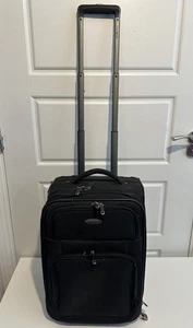 Samsonite 1910 - Black Canvas Wheeled Cabin Luggage Bag Case Handle - 45x33x27cm - Picture 1 of 18