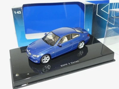BMW SERIE 3 COUPE E92 Bleu AUTOART 1:43 - Photo 1/2