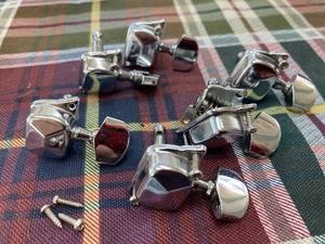 6-In-Line Vintage Style Guitar Tuners & Screws- Strat, Tele - Picture 1 of 3