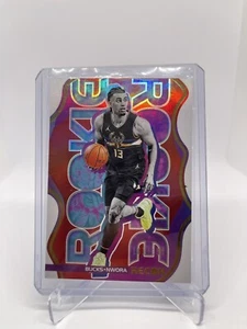 2020-21 Panini Recon Jordan Nwora #8 Recon rot/199 RC Bucks - Bild 1 von 2