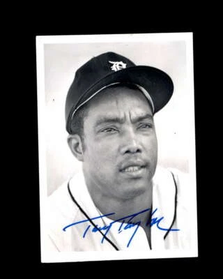 Tony Taylor Signed 1972 5x7 Detroit Tigers Original Wire Photo Autograph - Image 1 of 2