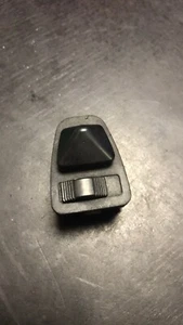 BMW 3 E46 2000 Außenspiegelsteuerung Schaltknopf 8373691 - Bild 1 von 2