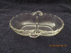 Fostoria Century 7 1/4" Divided Dish - Picture 1 of 3