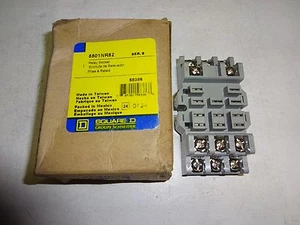 PRESA RELÈ QUADRATA D 8501NR82 - Foto 1 di 1