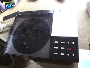ꙮ Bang und Olufsen (B&O) Beogram 8000 Plattenspieler für TEILE/REPARATUR - Bild 1 von 8