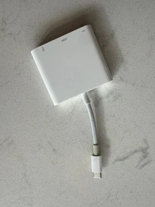 OEM Apple USB-C TO Digital AV Multiport Adapter A1621 MUF82AM/A HDMI USB-A - Picture 1 of 5