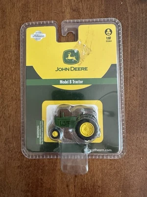 Athearn - HO Scale - 1:87 Scale John Deere Model B Tractor #7700 READ - Image 1 of 3