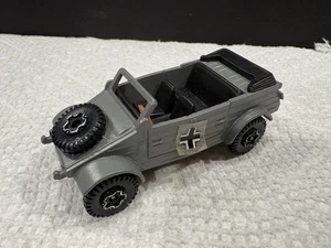 Playart vintage anni 70 - Porta Personale Militare Tedesco Kubelwagen - Ecc. Condizioni - Foto 1 di 5