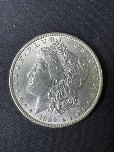 Dólar de plata Morgan 1889 P ¡en buen estado!!! - Imagen 1 de 2