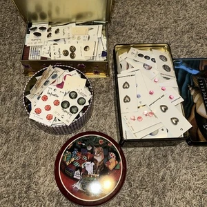 New 100sVTG Carded Buttons In Tins JHB LaMode LaPetite Cats,Western,Moons,FANCY! - Picture 1 of 24