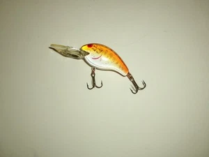 Vintage Rebel 2" Body Deep Wee R Lure G Finish - Used - Picture 1 of 8