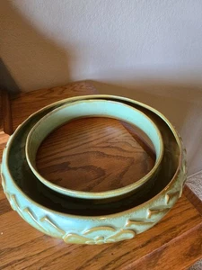 ANILLO DE BODA FRANKOMA Pottery Prairie Green 10.75" de ancho soporte para flores pensamiento - Imagen 1 de 8