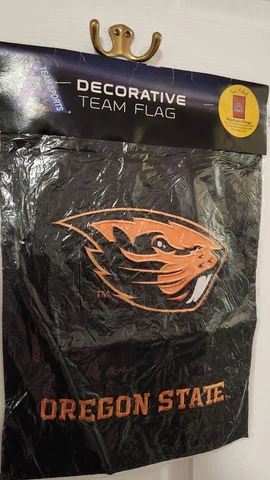 Oregon State Beavers Applique Flag (Two Sided) New/Sealed Cover